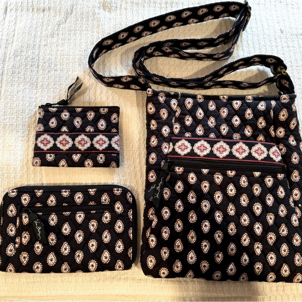 Vera Bradley paisley bag, matching wallet & little pouch. Red, white & black